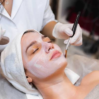 Mandelic Acid Peel Process